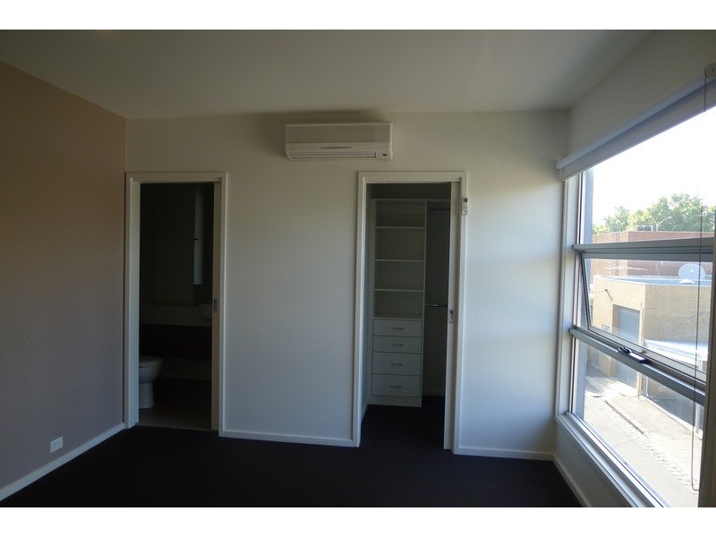 3 Little Lothian  Street, North Melbourne VIC 3051
