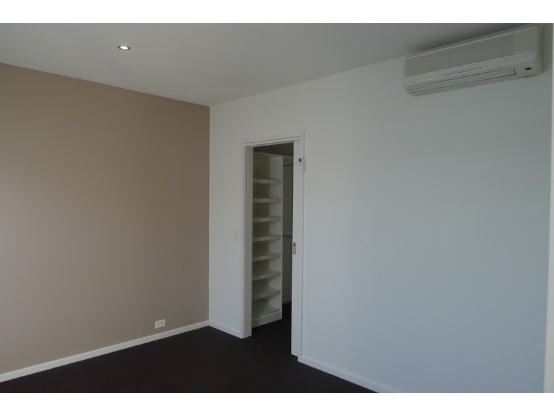 3 Little Lothian  Street, North Melbourne VIC 3051