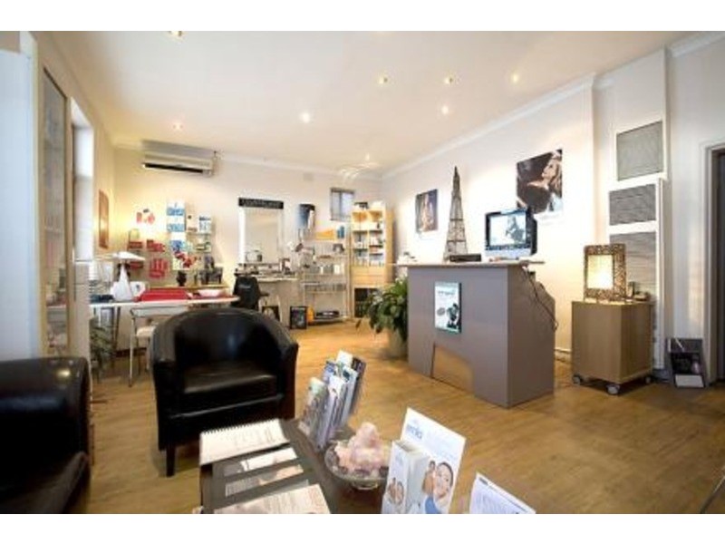 18 Langs Road, Ascot Vale VIC 3032