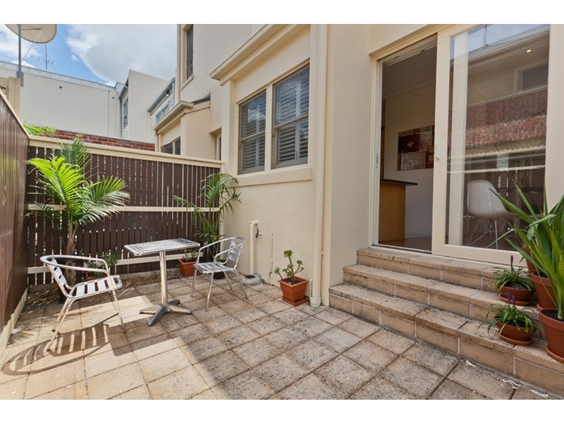 2 Byron Street, North Melbourne VIC 3051