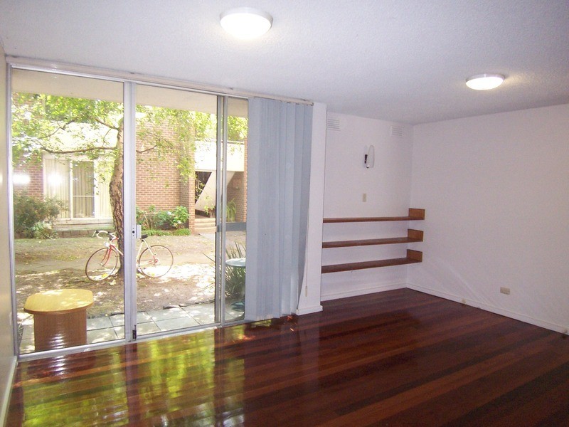 18/80 O’Shanassy Street, North Melbourne VIC 3051