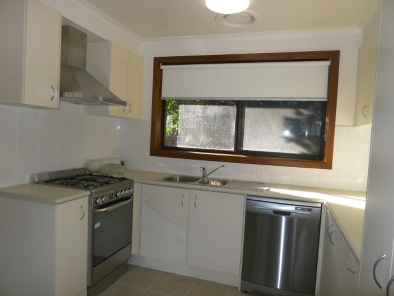 2/64 Woornack Road, Carnegie VIC 3163