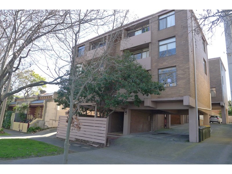 3/42 Shiel Street, North Melbourne VIC 3051