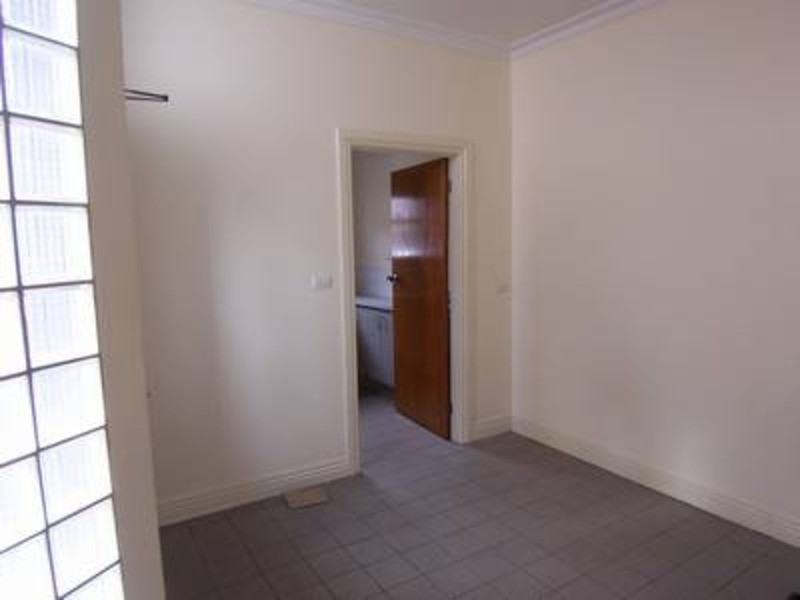 FF/562 Queensberry Street, North Melbourne VIC 3051