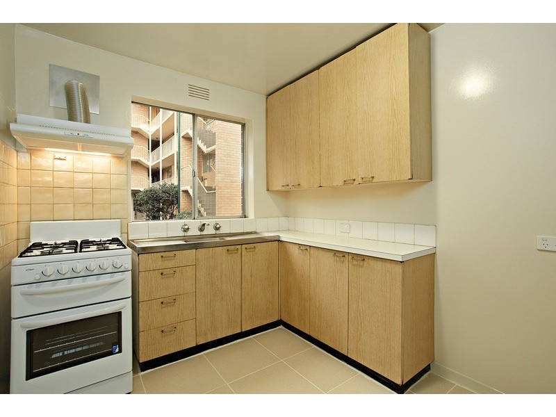 8/80 O’Shanassy Street, North Melbourne VIC 3051