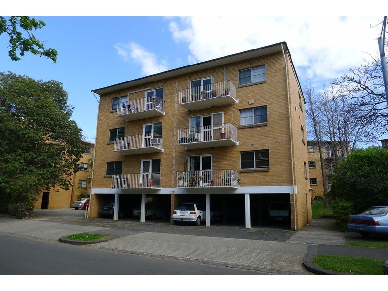 C1-5/73 O’Shanassy Street, North Melbourne VIC 3051