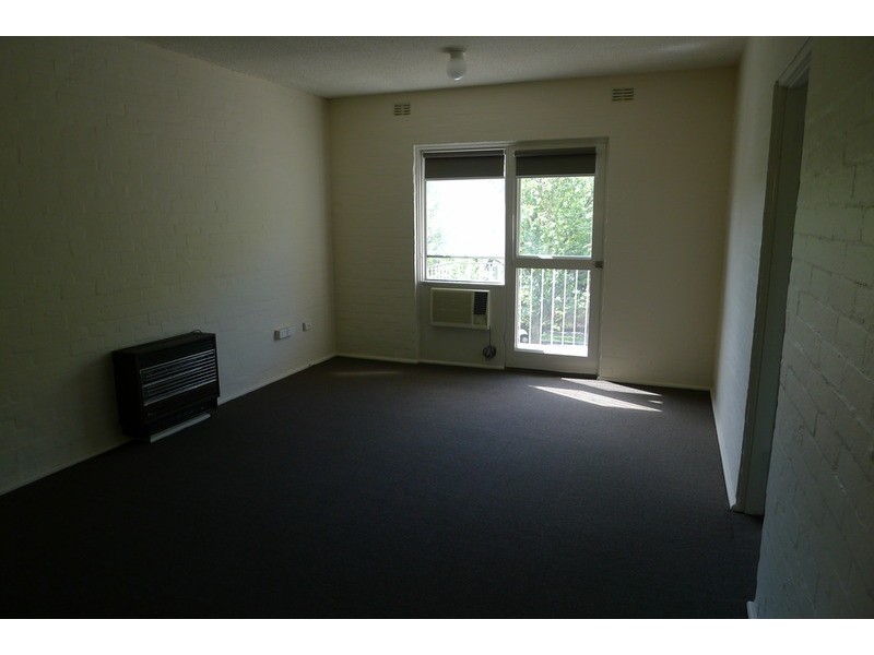 C1-5/73 O’Shanassy Street, North Melbourne VIC 3051