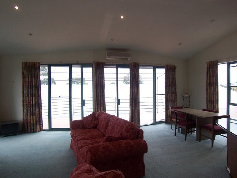 1 Atkin Street, North Melbourne VIC 3051