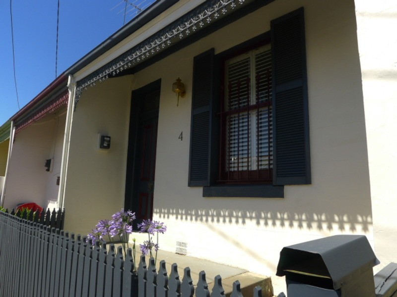 4 Peckville Street, North Melbourne VIC 3051