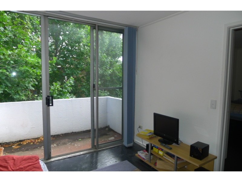 16/80 O’Shanassy Street, North Melbourne VIC 3051