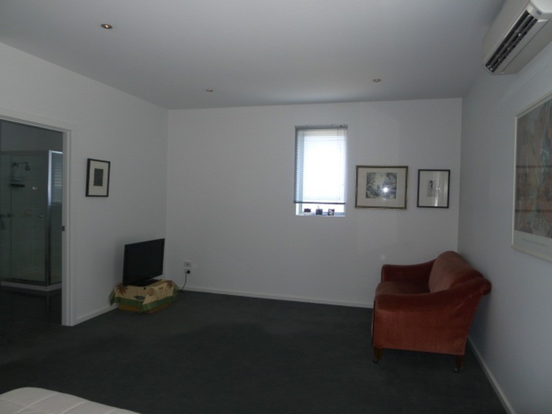 14/5 Anderson Street, North Melbourne VIC 3051