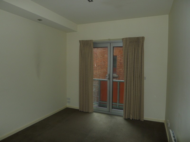 2/18 Tyrone Street, North Melbourne VIC 3051