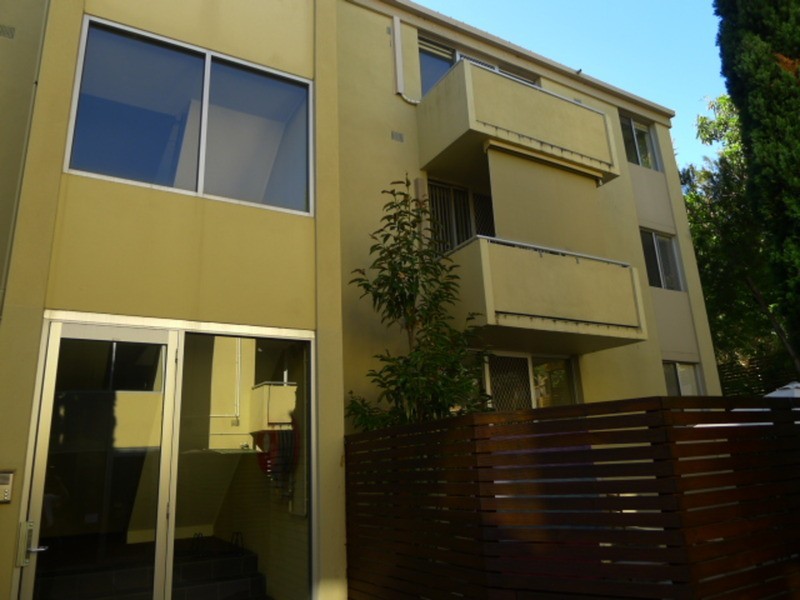 28/60 O’Shanassy Street, North Melbourne VIC 3051