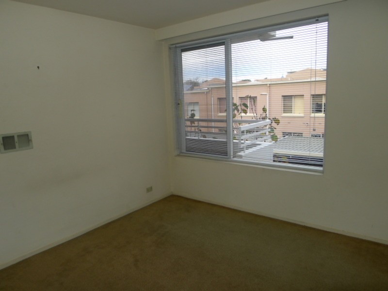 15/495 Royal  Parade, Parkville VIC 3052