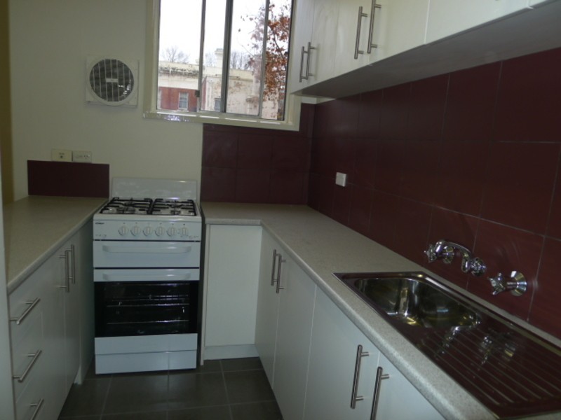 4/31 Norwood Street, Flemington VIC 3031