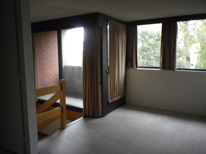 A10/335 Abbotsford  Street, North Melbourne VIC 3051