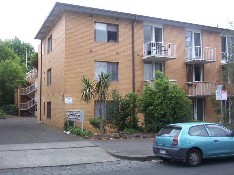 2/61 Haines Street, North Melbourne VIC 3051