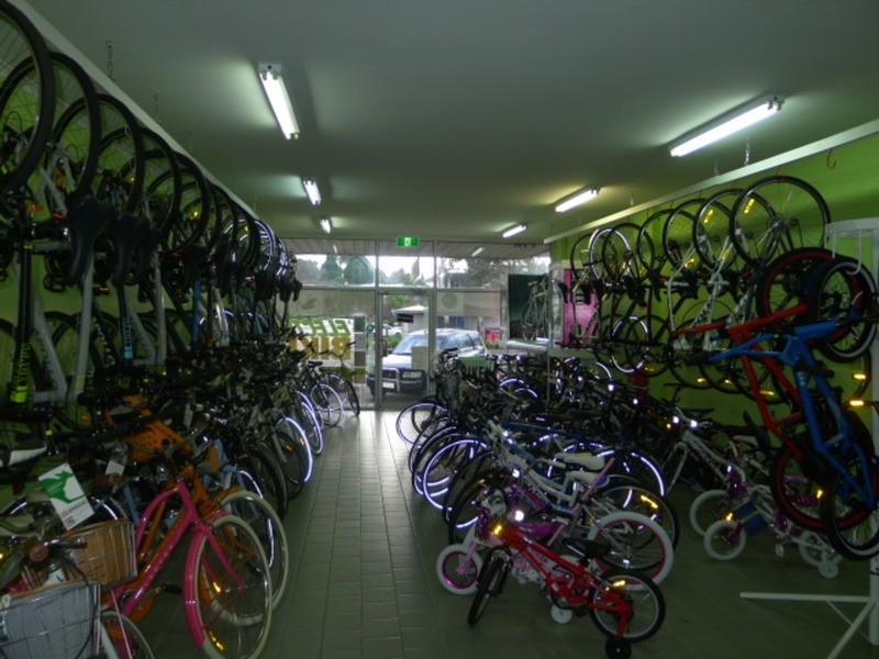 32 Manchester Road, Mooroolbark VIC 3138