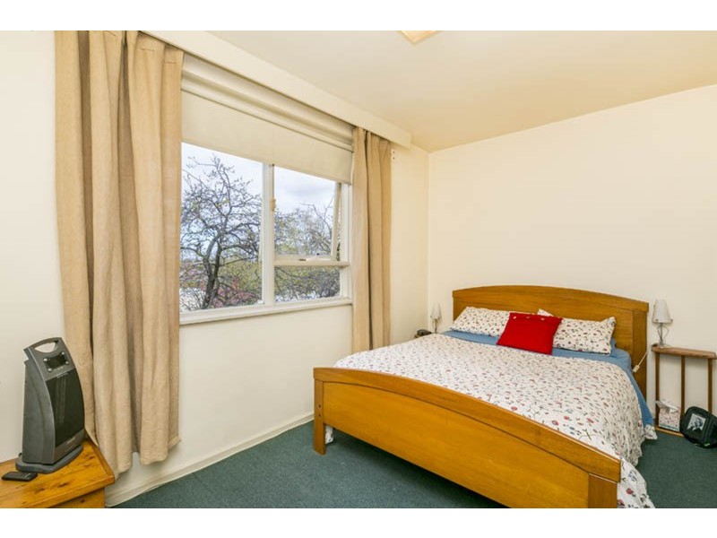 5/32 Finsbury Street, Flemington VIC 3031