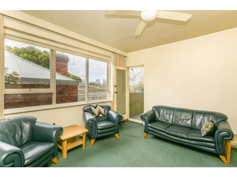 5/32 Finsbury Street, Flemington VIC 3031