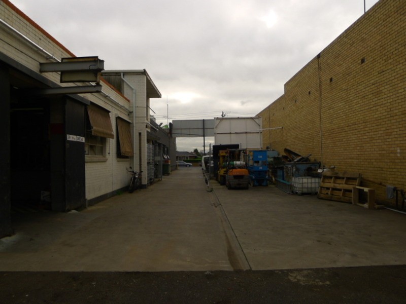 Rear/457 Barkly Street, Footscray VIC 3011