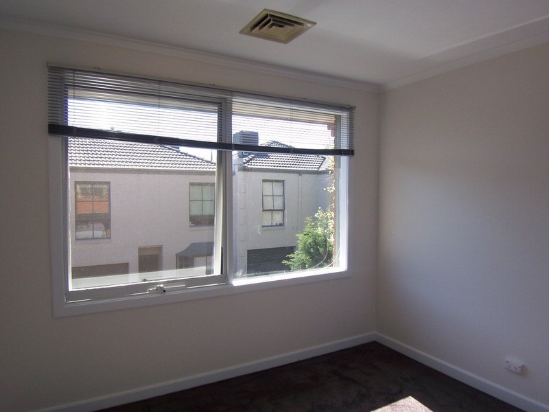 3/248 Dandenong Road, St Kilda East VIC 3183