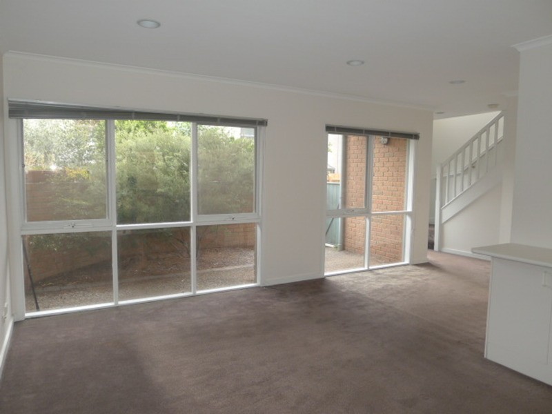 3/248 Dandenong Road, St Kilda East VIC 3183