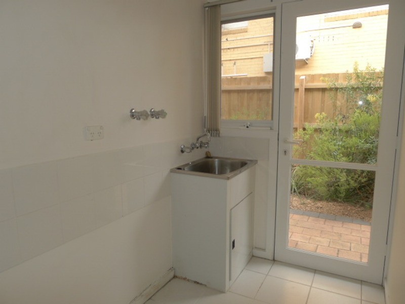 3/248 Dandenong Road, St Kilda East VIC 3183