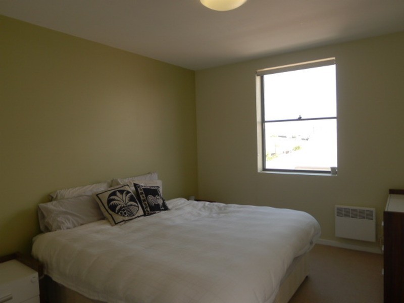 11/2A Baillie Street, North Melbourne VIC 3051