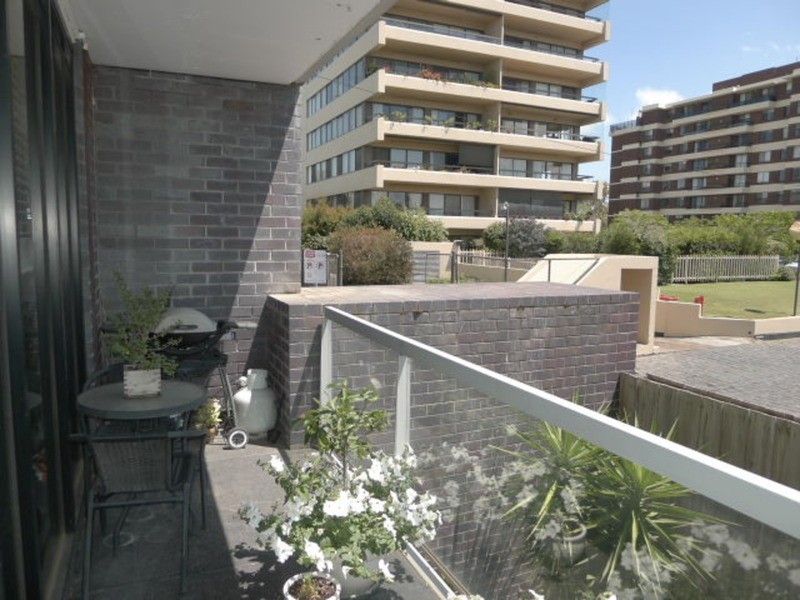 206/459 Royal Parade, Parkville VIC 3052