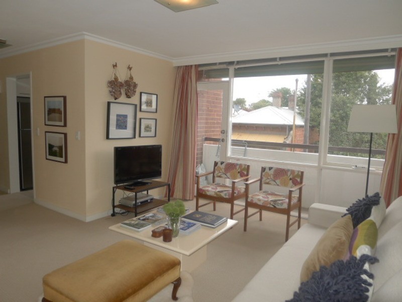 10/7 Curran Street, North Melbourne VIC 3051