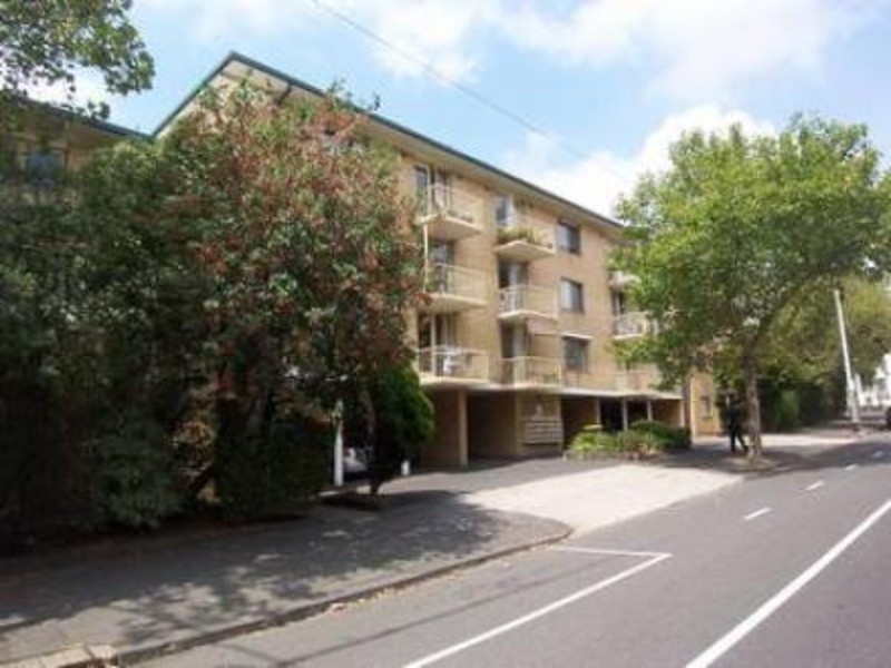 10/302 Abbotsford  Street, North Melbourne VIC 3051