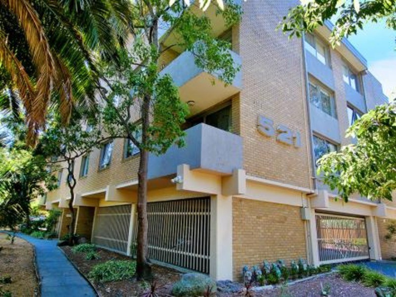 10/521 Royal Parade, Parkville VIC 3052
