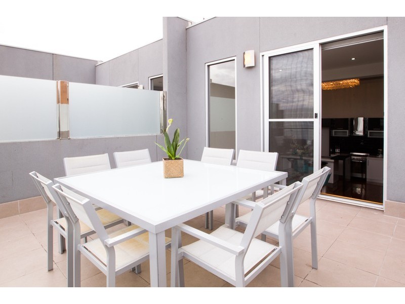 2/63 Rosslyn Street, West Melbourne VIC 3003