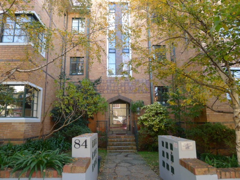 11/84 Grey Street, East Melbourne VIC 3002