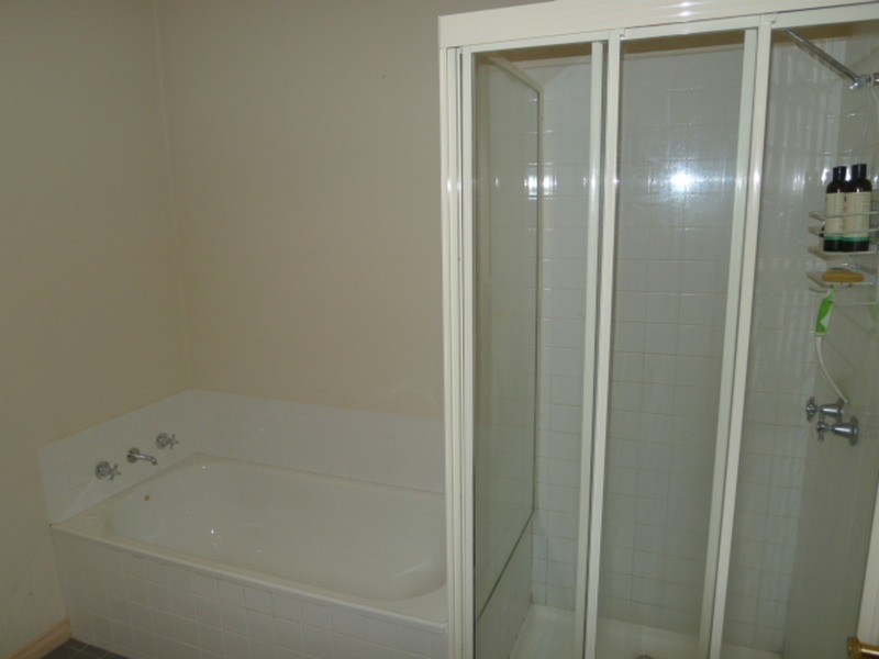 2/14 Melrose Street, North Melbourne VIC 3051