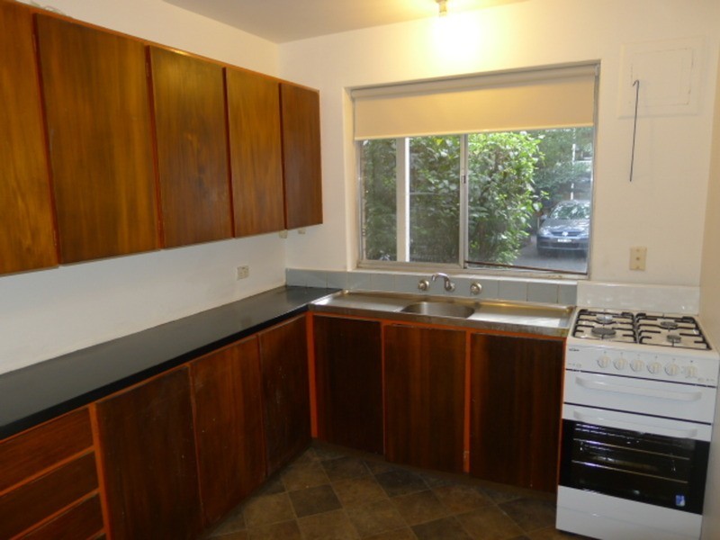 2/147 Curzon Street, North Melbourne VIC 3051