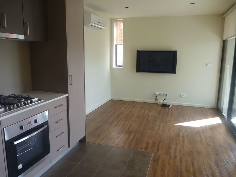 1/25 Byron Street, North Melbourne VIC 3051