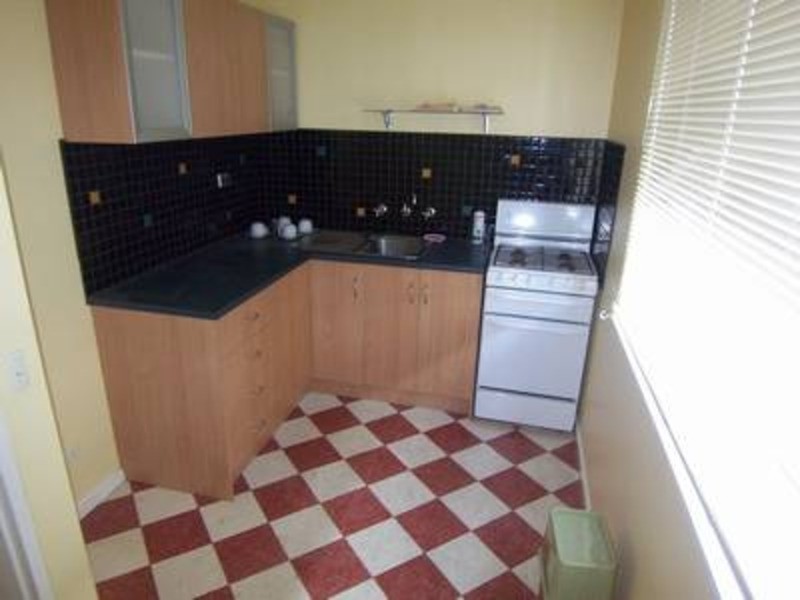 8/10 Lennon Street, Parkville VIC 3052