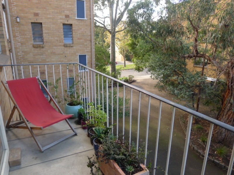 E1-4/89 O’Shanassy Street, North Melbourne VIC 3051