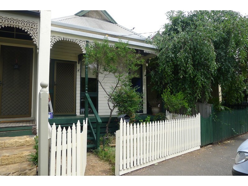 4 Bent Street, Kensington VIC 3031