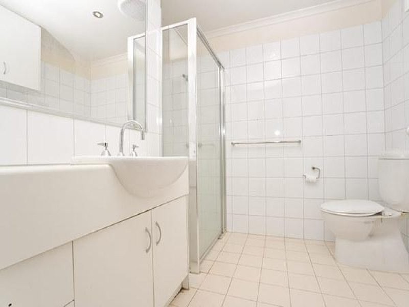 32/16-18 Barkly  Place, Carlton VIC 3053