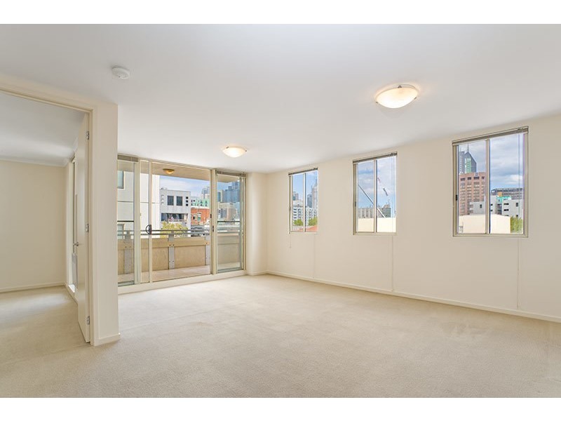 32/16-18 Barkly Place, Carlton VIC 3053