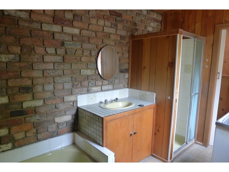 4 Bent Street, Kensington VIC 3031