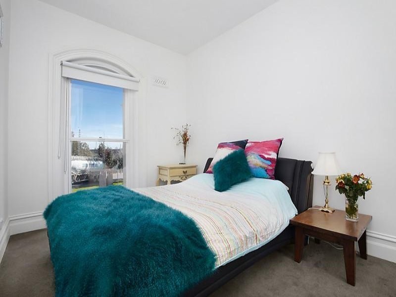 2/4 Anderson Street, West Melbourne VIC 3003