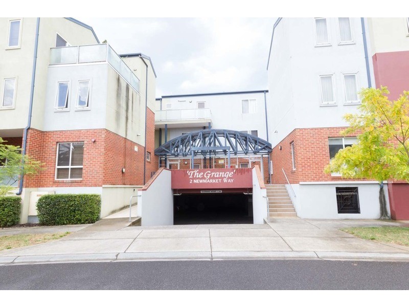 18/2 Newmarket Way, Flemington VIC 3031