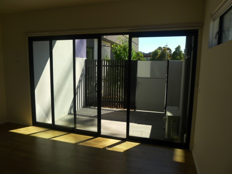 9/88 Cade Way, Parkville VIC 3052