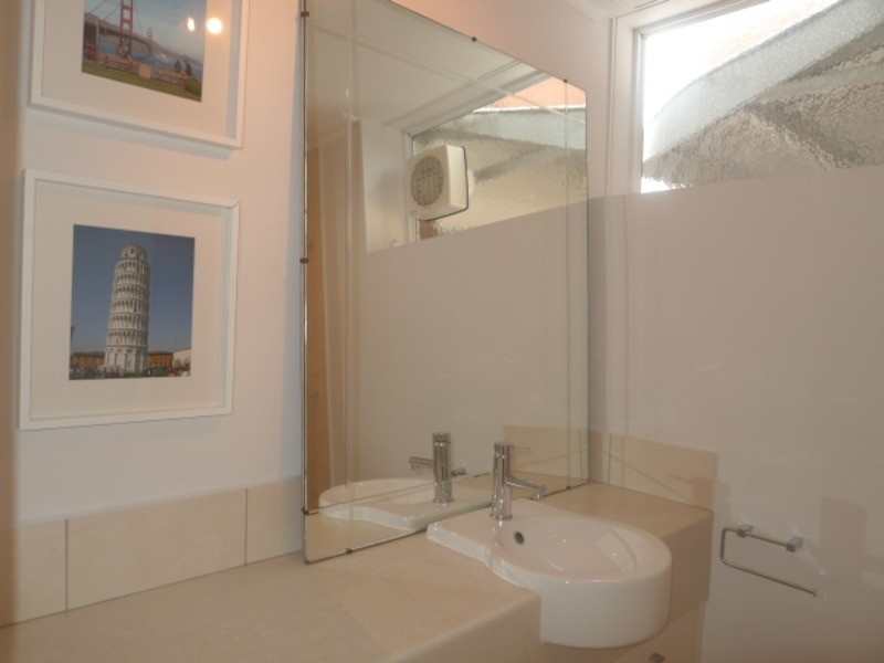 10/7 Curran Street, North Melbourne VIC 3051