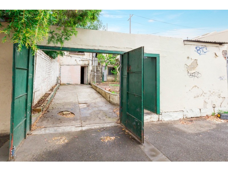 135 Dryburgh Street, North Melbourne VIC 3051