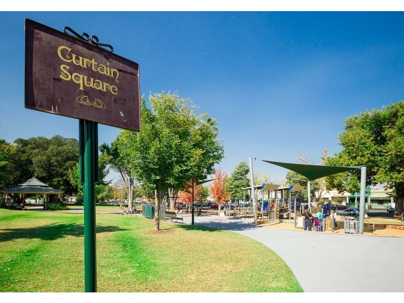 216 Station Street, Carlton North VIC 3054